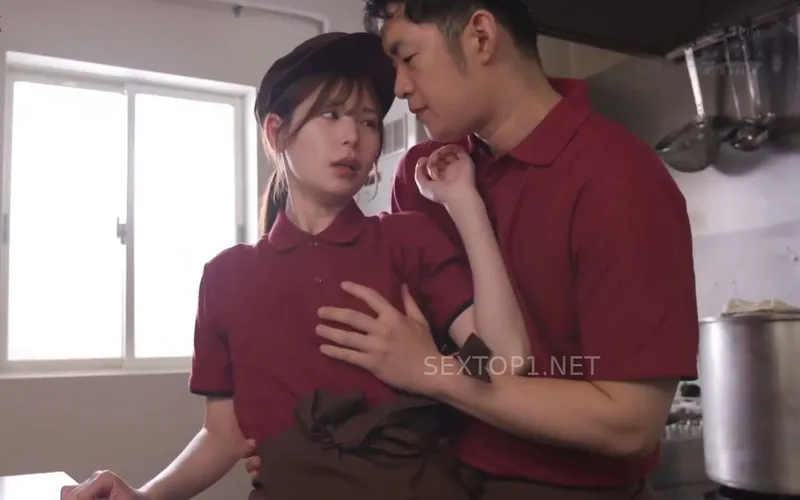 đi làm thêm ở quán rượu phụ anh xã thu nhập, vợ phải lòng cậu học sinh trẻ